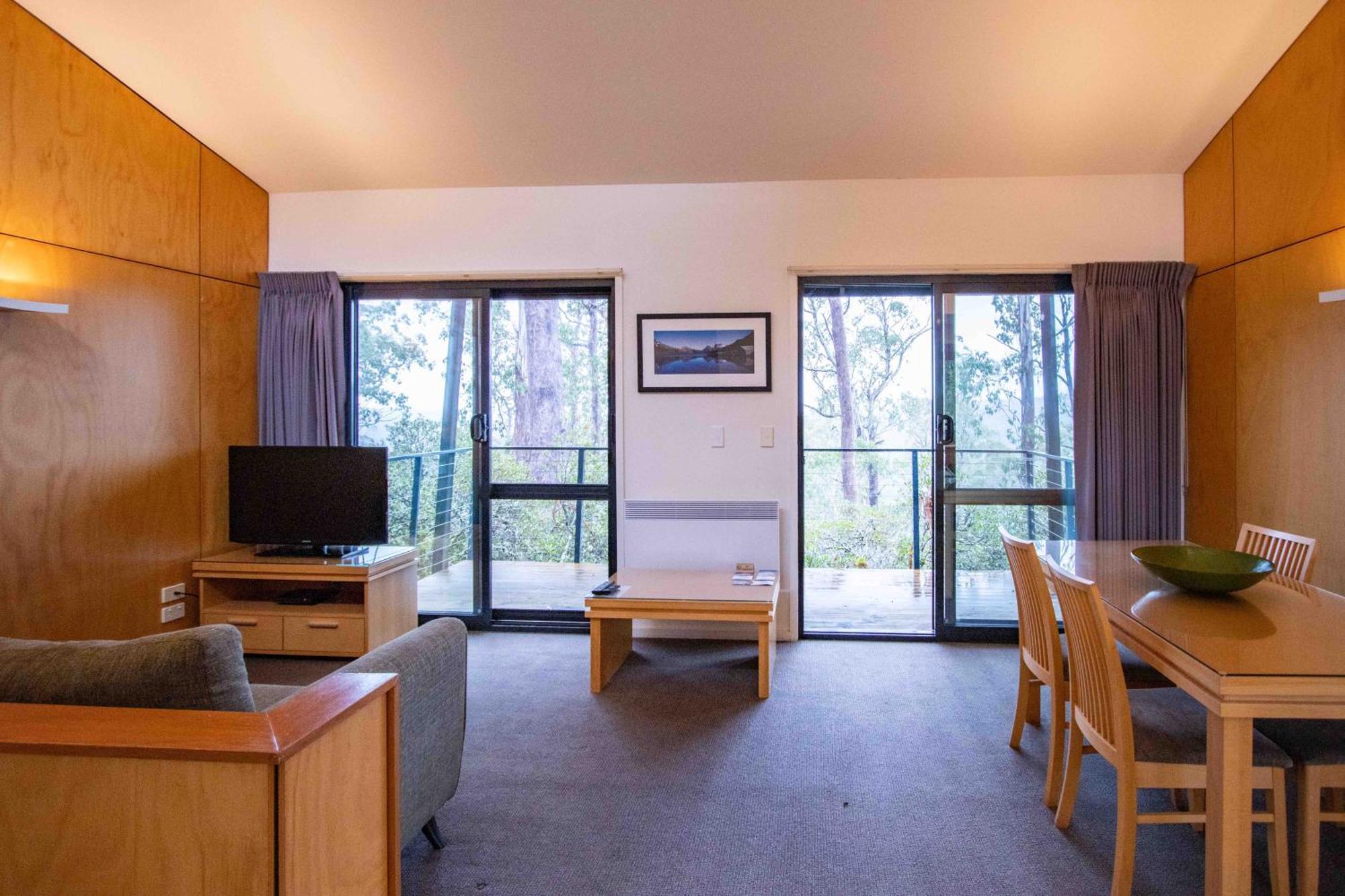 Discovery - Cradle Mountain